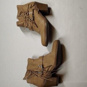 Circus by Sam Edelman Tan Fringe Leah Booties Size 8M